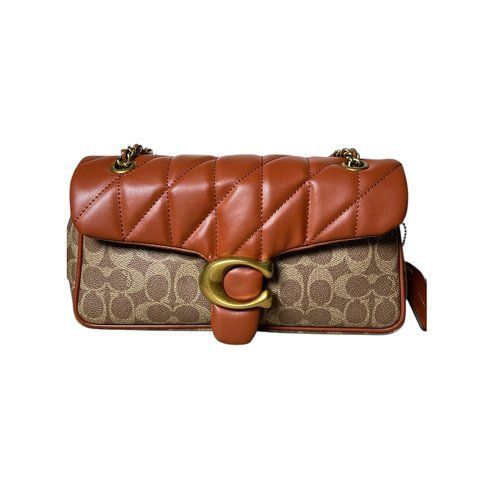 Жіноча сумка Coach Tabby 20 In Signature Canvas With Quilting, бежево-руда coach118 фото