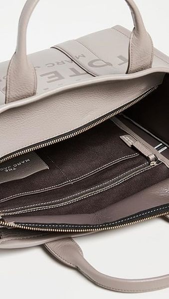 Жіноча шкіряна сумка Marc Jacobs The Leather Medium Tote Bag Wolf Cement mj02 фото
